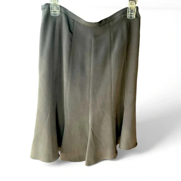 Vintage Jones New York dusty green 100% silk tulip skirt size 6 - Picture 1 of 7